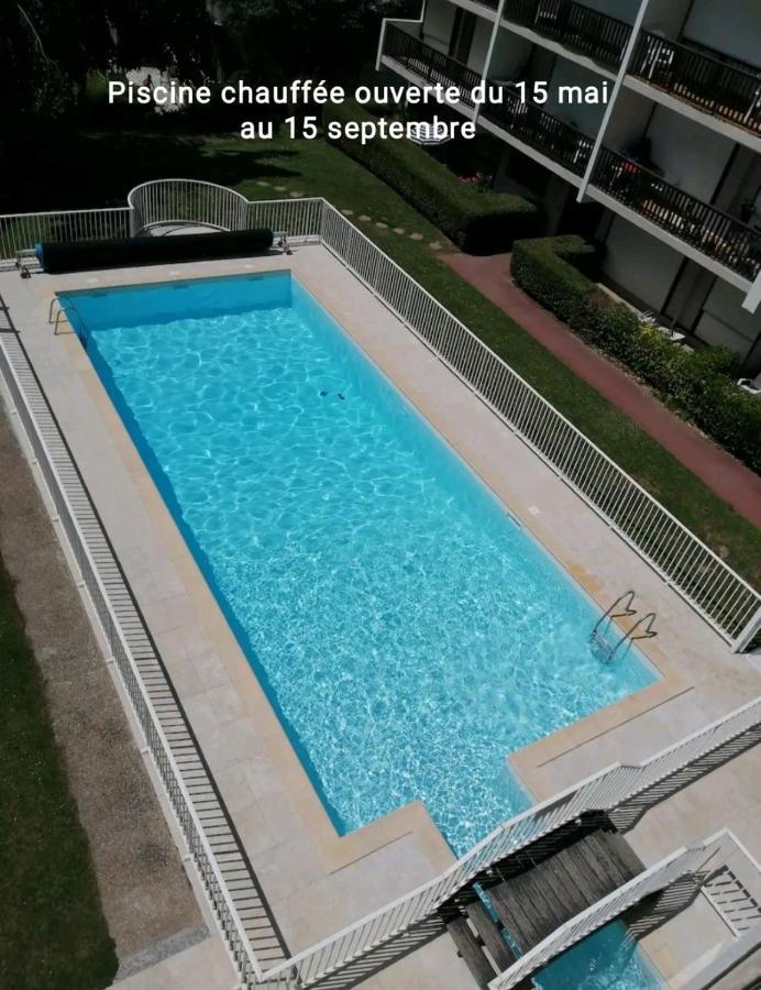Le Grand Large "Superbe Studio Piscine Chauffee Du 1 Juin Au 15 Septembre" Трувиль-сюр-Мер Экстерьер фото